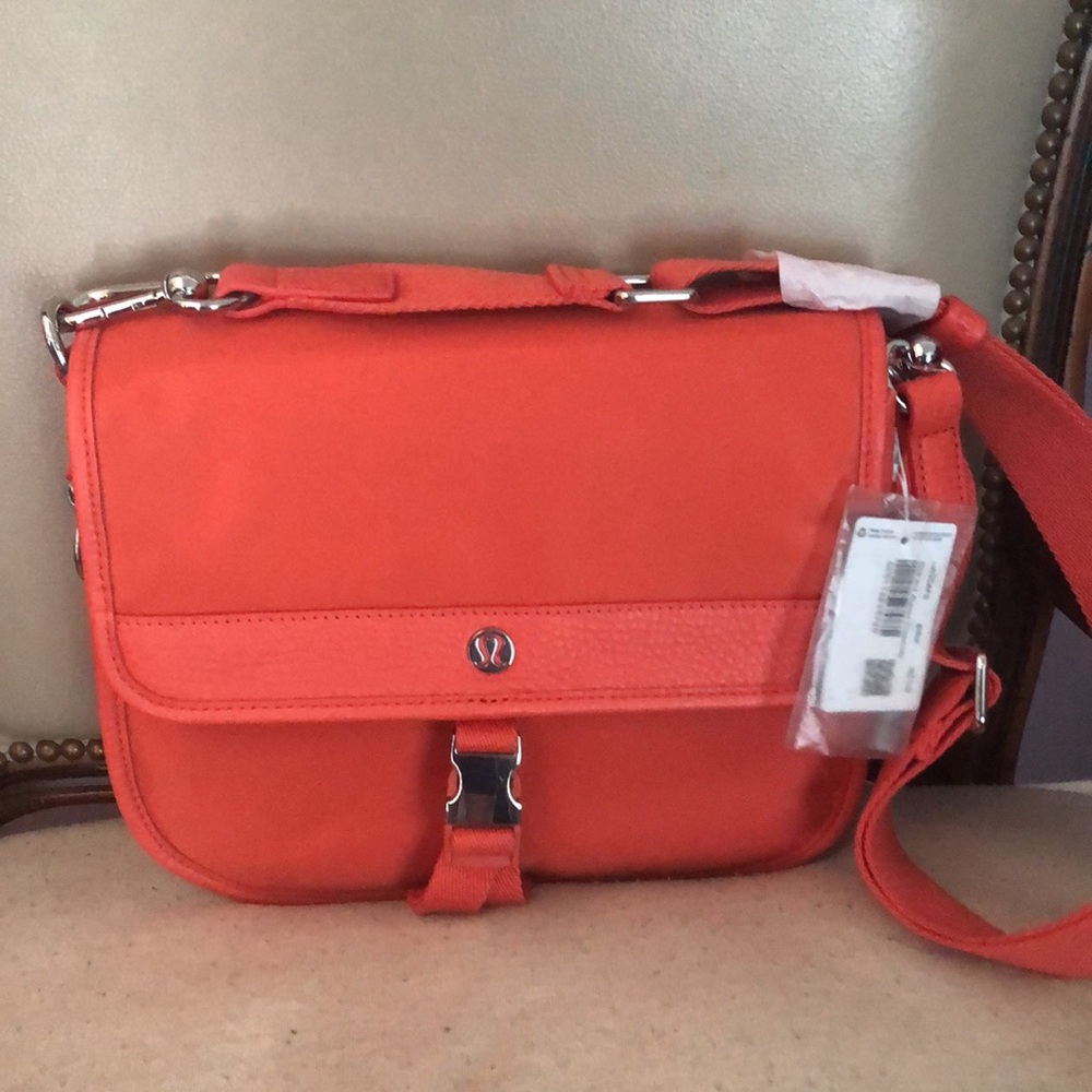 Lululemon Now and Always 5L Crossbody